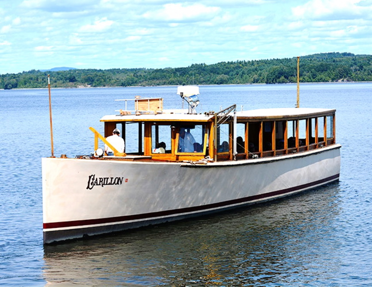 Carillon Boat Cruises
